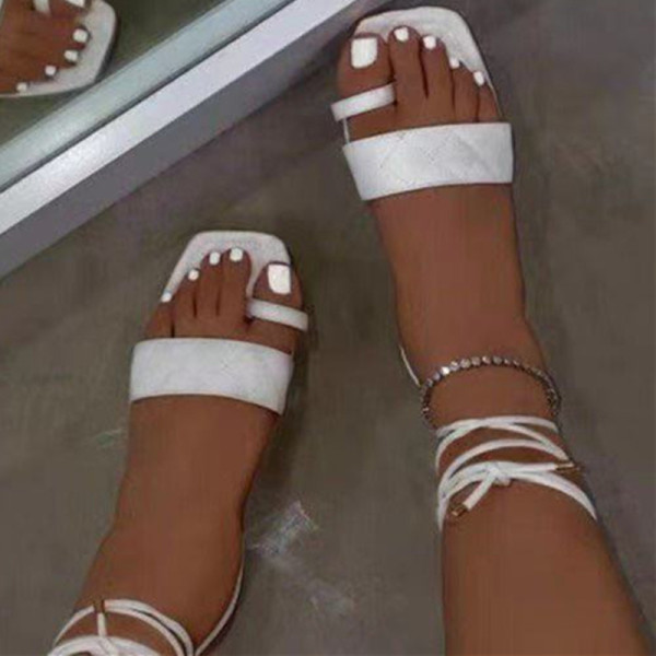 Zapatos cuadrados de color sólido de patchwork de vendaje casual de moda blanca