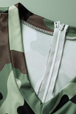 Verde militar casual estampa camuflada patchwork decote em V macacões plus size