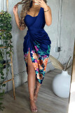 Tiefblaues, elegantes, bedrucktes Pailletten-Patchwork-Falten-asymmetrisches Kleid mit asymmetrischem Kragen und unregelmäßigem Kleid