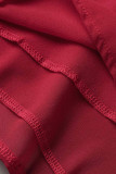 Macacões de retalhos sólidos casuais vermelhos com decote em V plus size (o cinto é de uma cor diferente)