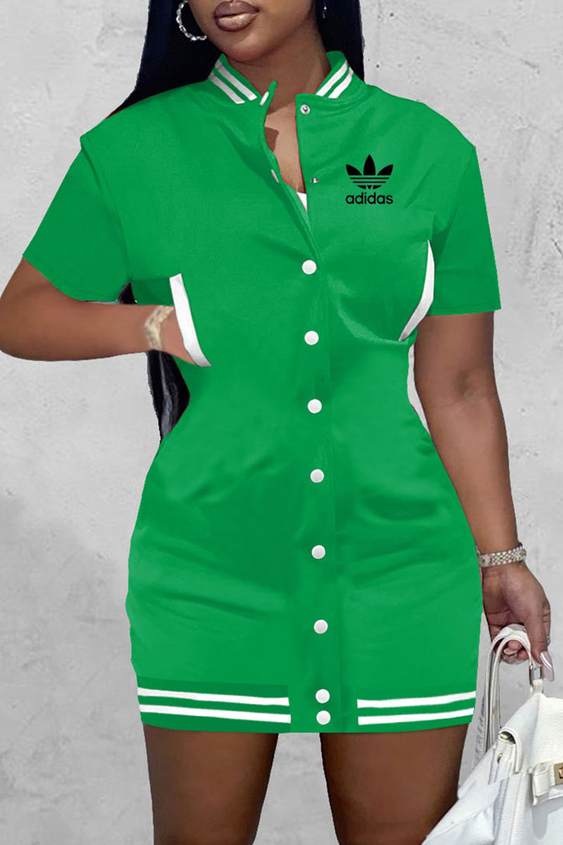 

Green Fashion Sportswear Print Letter Mandarin Collar One Step Skirt Dresses
