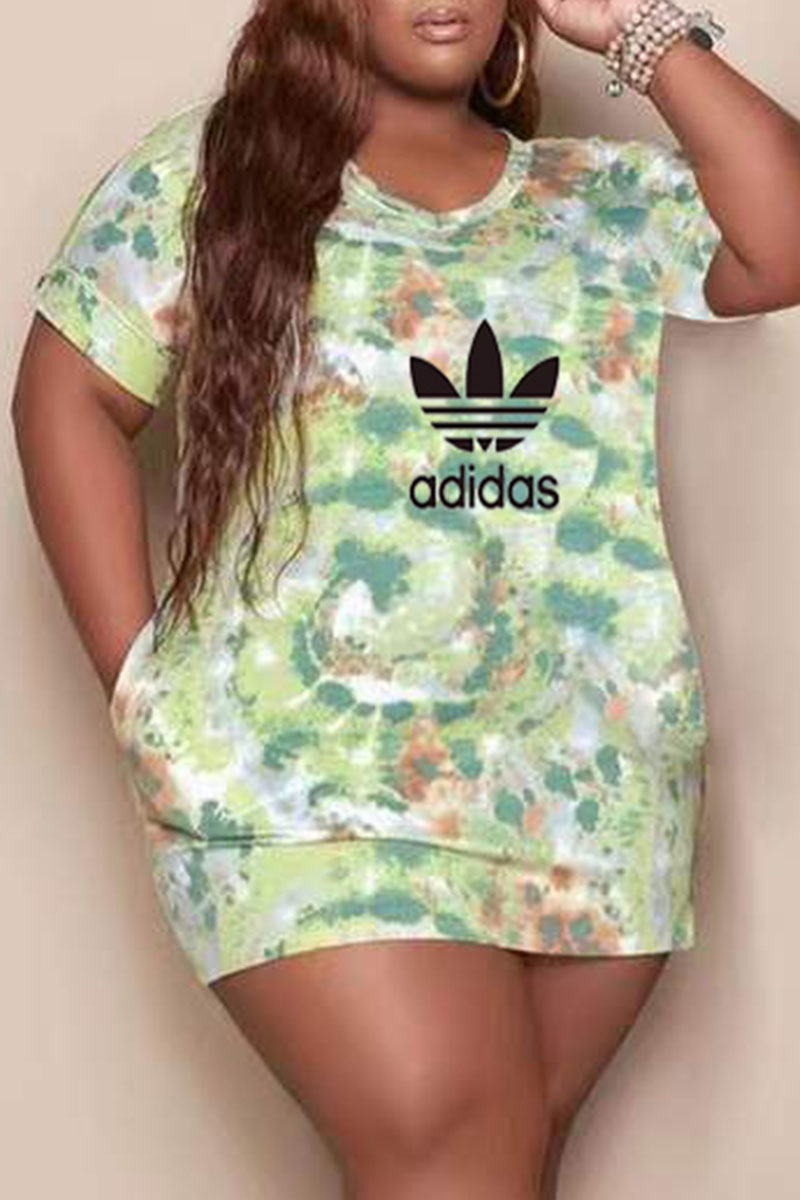 

Green Fashion Casual Tie Dye Letter V Neck One Step Skirt Plus Size Dresses