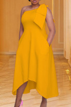 Gelbe, elegante, feste Patchwork-Kleider mit schrägem Kragen und unregelmäßigen Kleidern