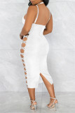 Vestido branco sexy sólido vazado patchwork sem costas com fenda e alça de espaguete sem mangas
