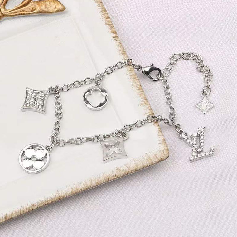 

Silver Fashion Simplicity Letter Chains Bracelets