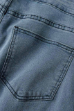 Синие повседневные однотонные рваные прямые джинсовые шорты со средней посадкой