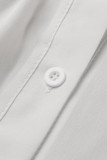 Weiße, lässige, solide Patchwork-Schnallenfalten-Umlegekragen-Kleider in A-Linie