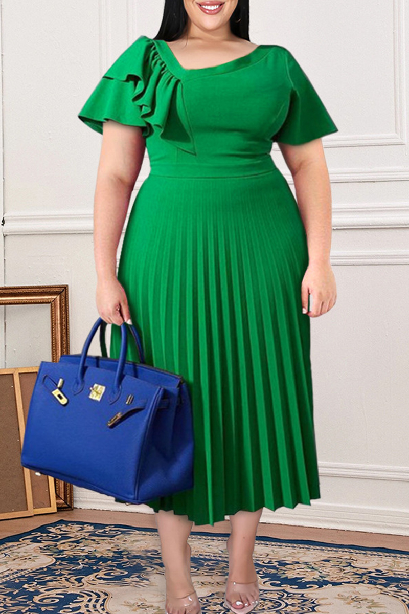 

Green Fashion Casual Solid Patchwork Oblique Collar Pleated Plus Size Dresses