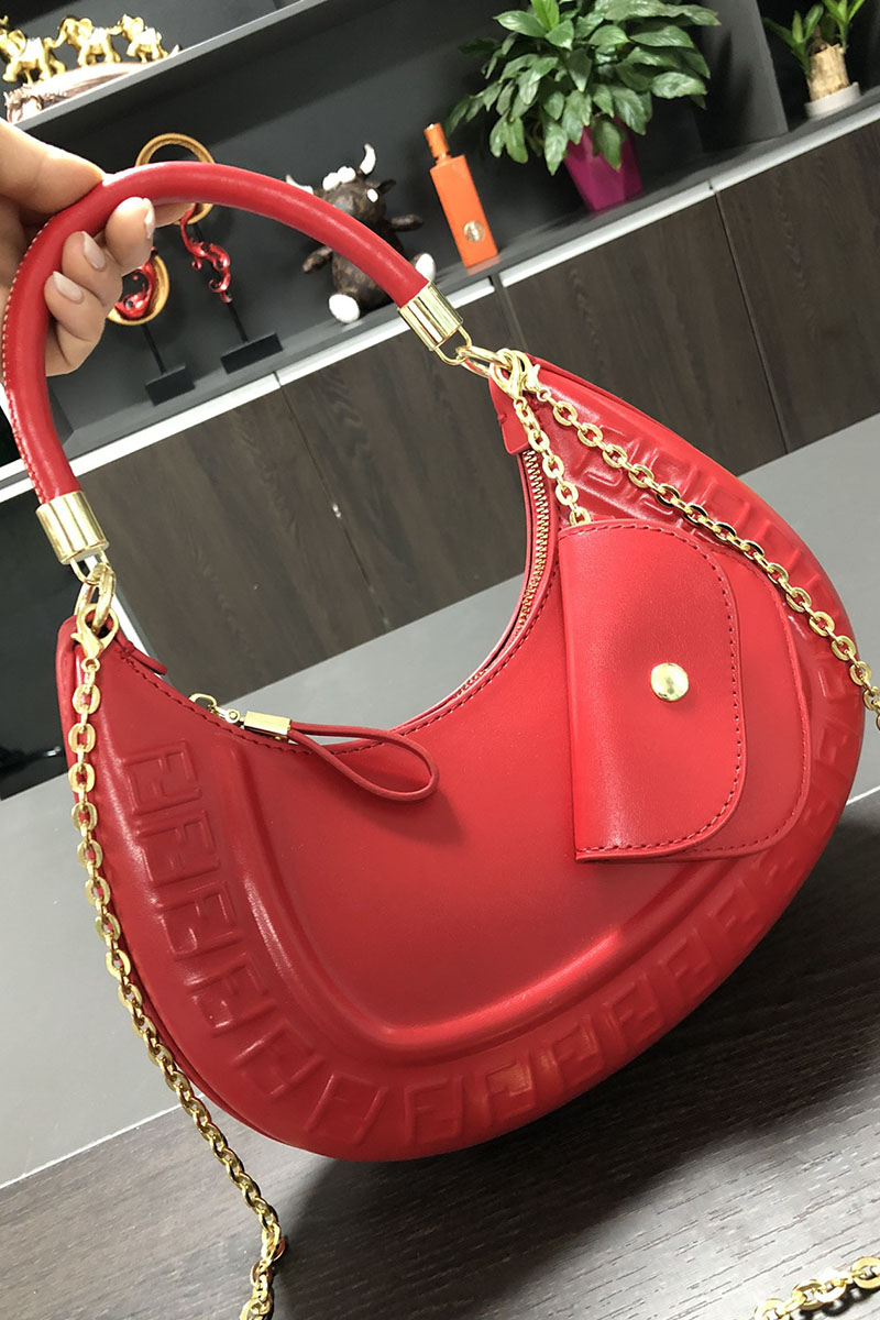 

Red Fashion Street Solid Letter Bags