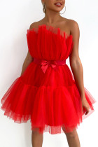 赤のセクシーなソリッドパッチワーク非対称ストラップレスイブニングドレスドレス