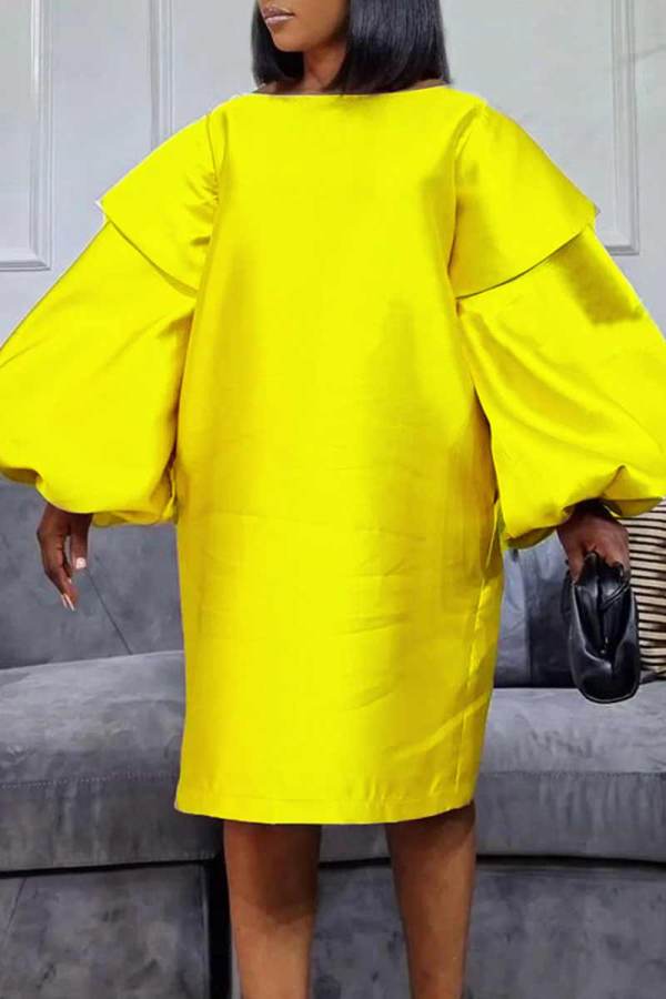 Vestidos de retalhos amarelos casuais elegantes com decote em linha