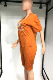 Оранжевый модный повседневный базовый комбинезон с принтом букв и V-образным вырезом