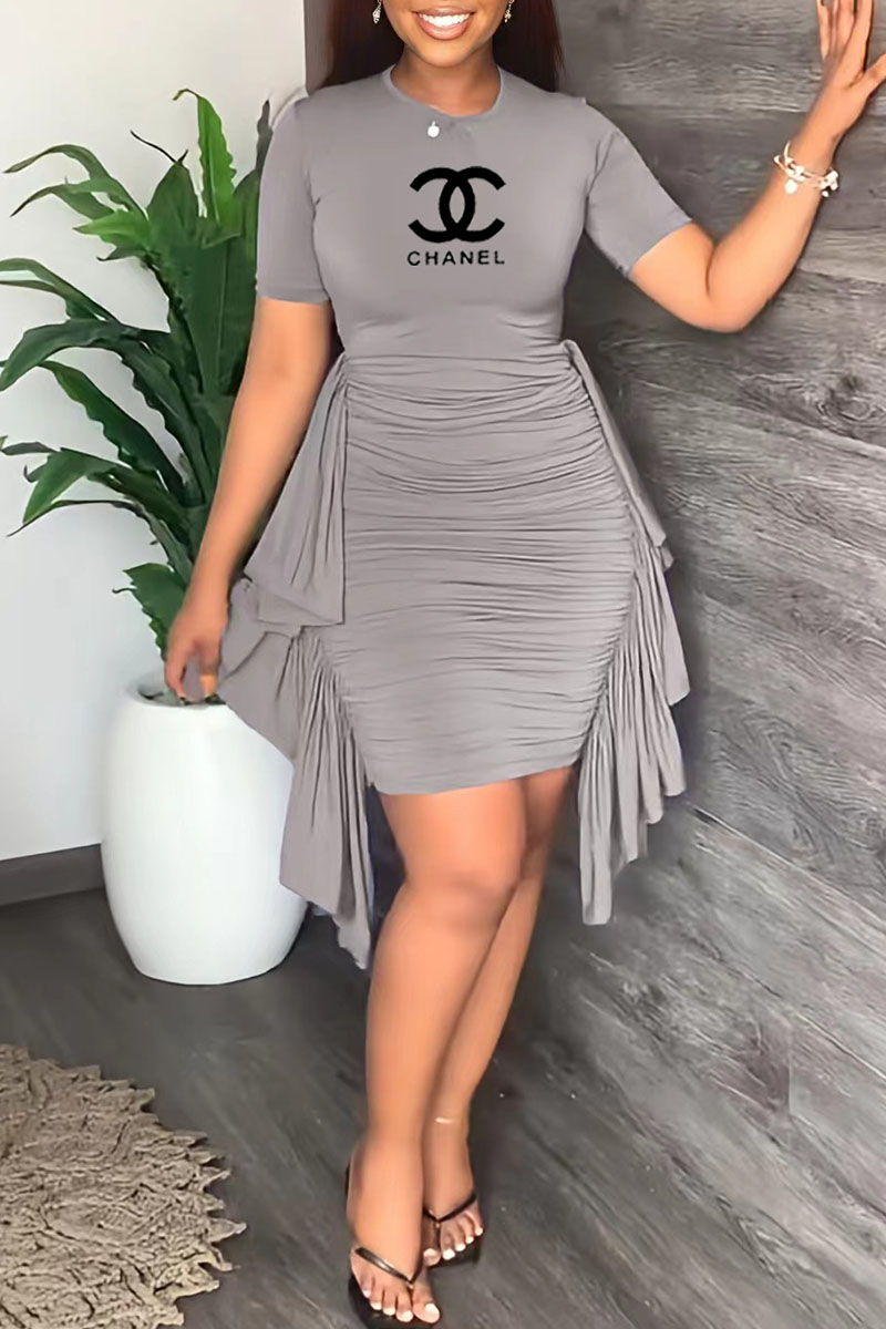 

Grey Fashion Casual Print Tassel Fold O Neck One Step Skirt Dresses