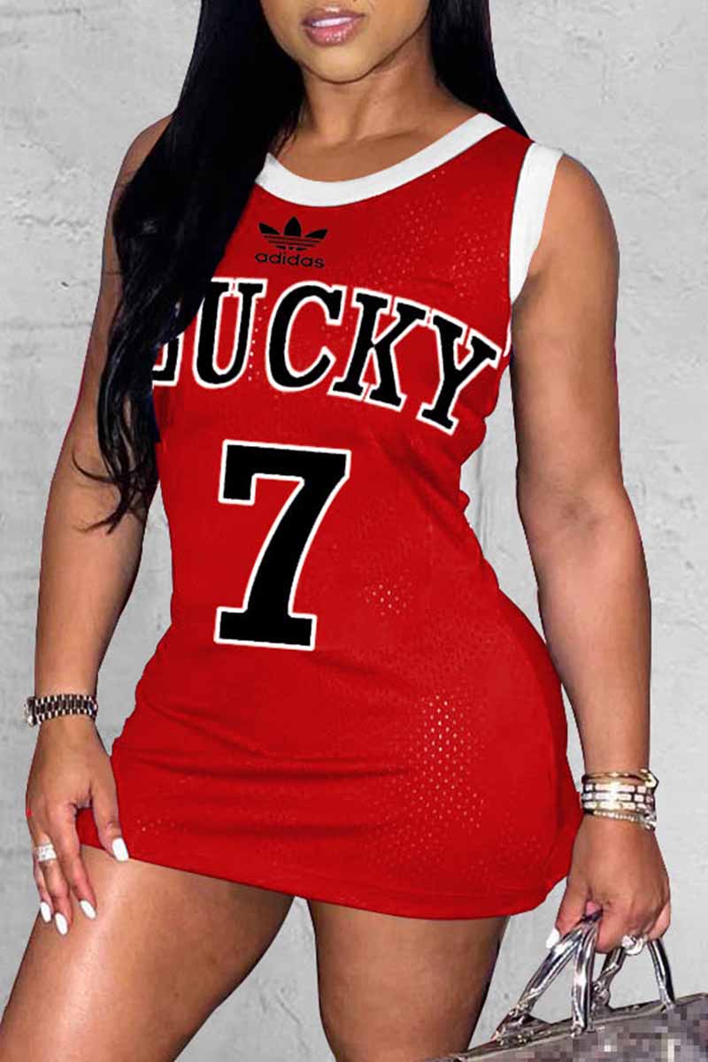 

Red Fashion Sportswear Print Letter O Neck One Step Skirt Dresses