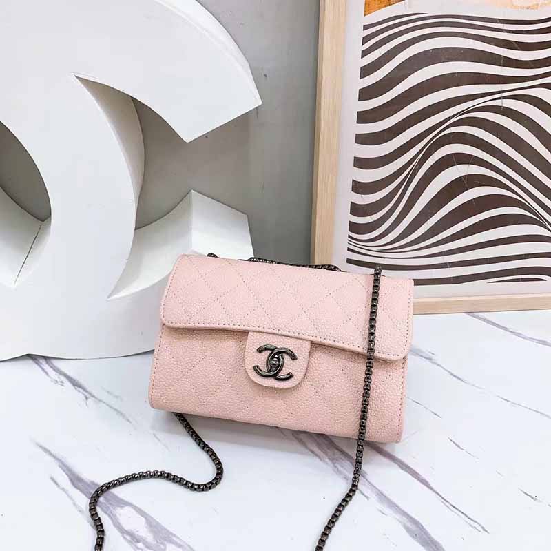 

Pink Fashion Vintage Solid Chains Bags