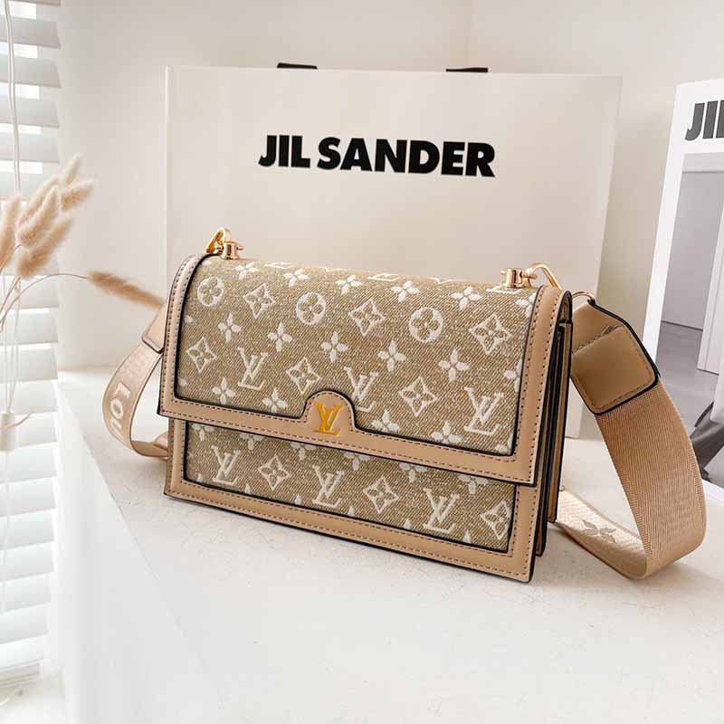 

Khaki Fashion Casual Print Patchwork Bags