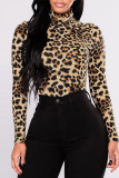 Top a collo alto con stampa leopardata moda casual con stampa leopardata