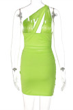 Groene mode sexy effen uitgeholde rugloze mouwloze jurk met één schouder