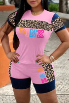 ピンクファッションカジュアルレタープリントヒョウパッチワークOネック半袖ツーピース
