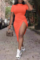 Vestidos de falda de un paso con cuello en O con abertura de patchwork sólido casual naranja