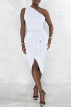 Witte mode sexy effen rugloze asymmetrische schuine kraag mouwloze jurk