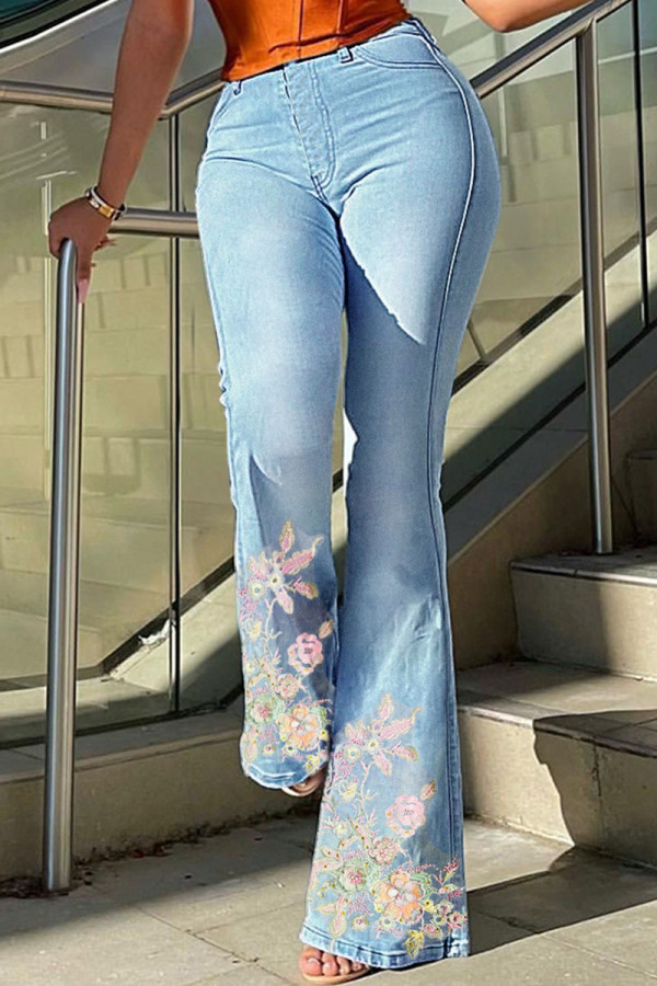 Jeans jeans azul bebê moda casual estampa patchwork cintura alta regular