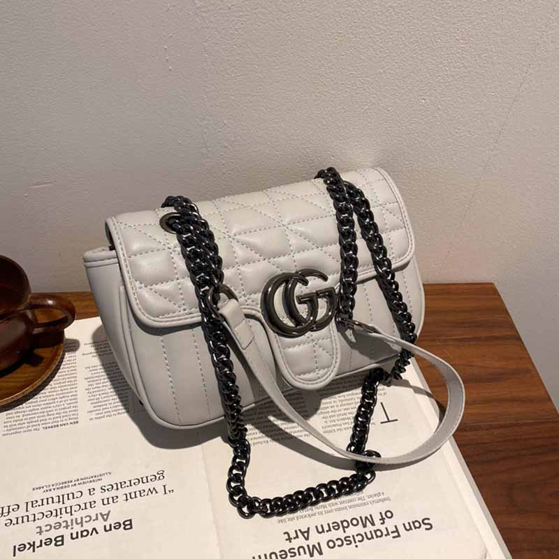 

Light Gray Fashion Simplicity Letter Chains Bags