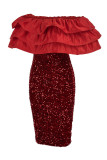 Rotes, elegantes, festes Pailletten-Patchwork-Volant aus dem Schulter-Abendkleid