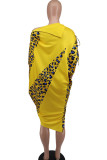 Vestidos de vestido amarelo moda casual estampa patchwork assimétrica gola oblíqua irregular