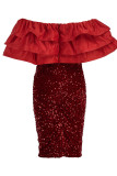 Rotes, elegantes, festes Pailletten-Patchwork-Volant aus dem Schulter-Abendkleid