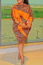 Vestidos de vestido laranja moda casual estampa patchwork assimétrica gola oblíqua irregular