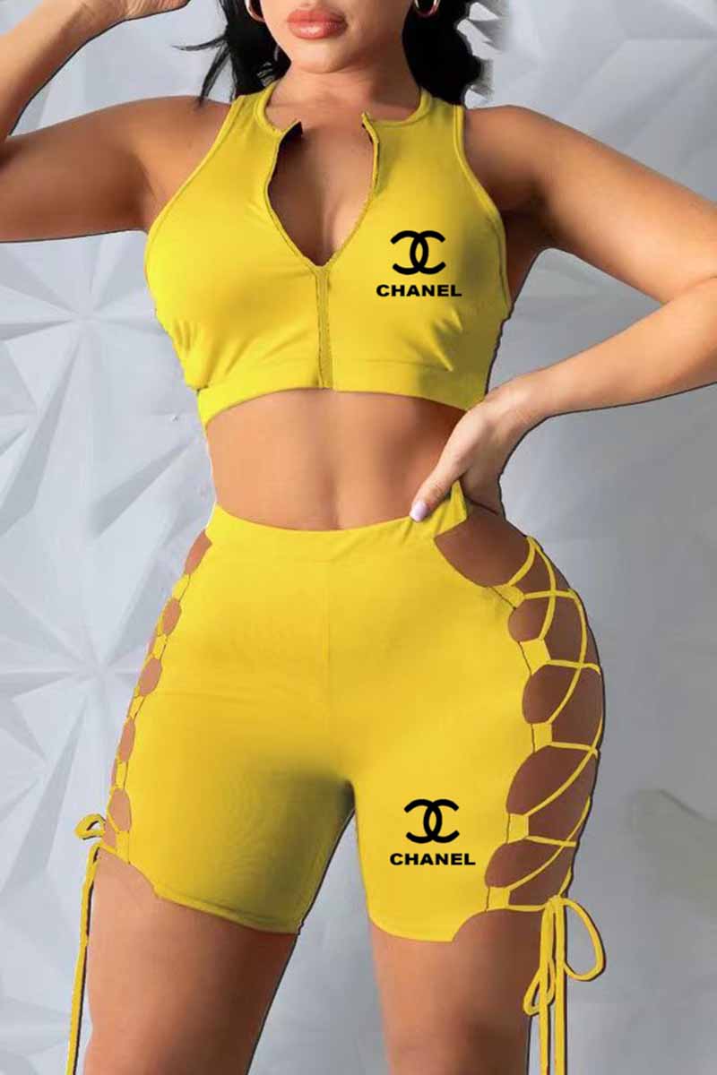 

Yellow Fashion Sexy Print Bandage Zipper Collar Sleeveless Two Pieces