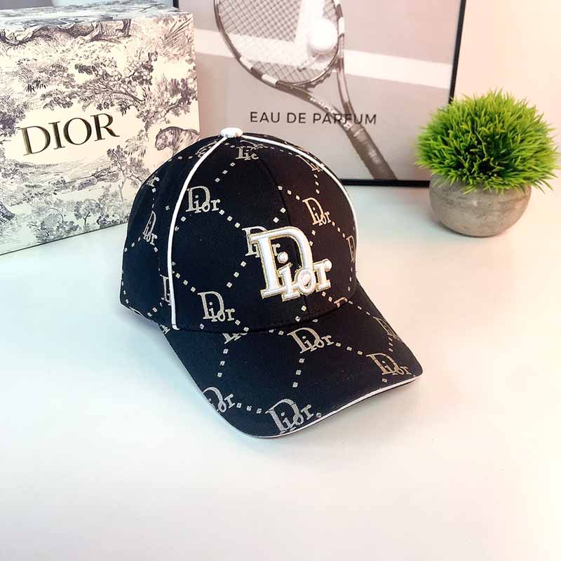 

Black Fashion Street Letter Embroidered Patchwork Hat