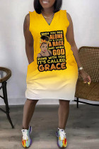 Gelb Mode Casual Print Patchwork V-Ausschnitt ärmelloses Kleid in Übergröße