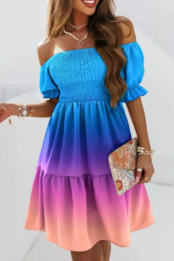 ブルーピンクのファッションスウィートプリントパッチワークは、肩から折りたたむラインドレス
