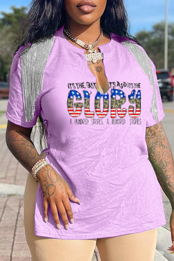 Светло-фиолетовые модные футболки с кисточками и V-образным вырезом с принтом