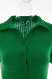 Roupa esportiva casual verde com fivela de patchwork sólido gola virada para baixo manga curta duas peças