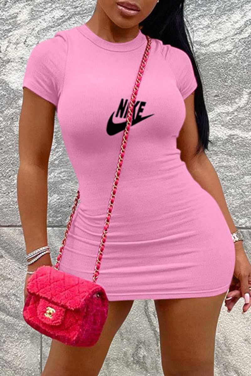 

Pink Fashion Casual Print Letter O Neck One Step Skirt Dresses