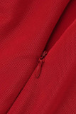 Roter, sexy, fester, durchsichtiger Patchwork-Overall mit schrägem Kragen
