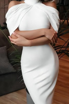 Белое элегантное однотонное лоскутное асимметричное вечернее платье с вырезом под горло Платья