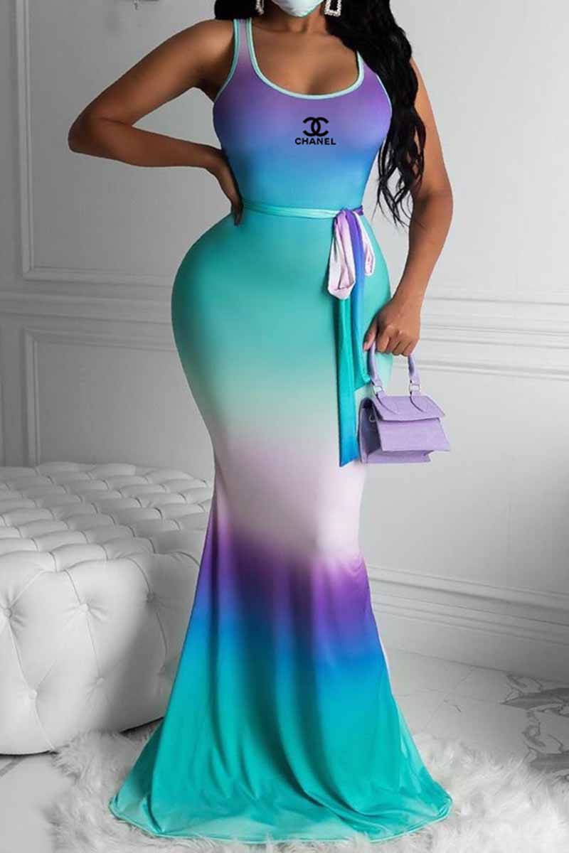 

Blue Fashion Elegant Gradual Change Print Backless Letter U Neck One Step Skirt Dresses