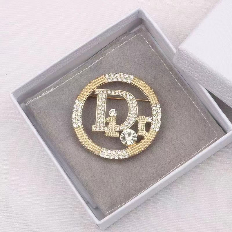 

Gold Fashion Simplicity Letter Hot Drill Brooch