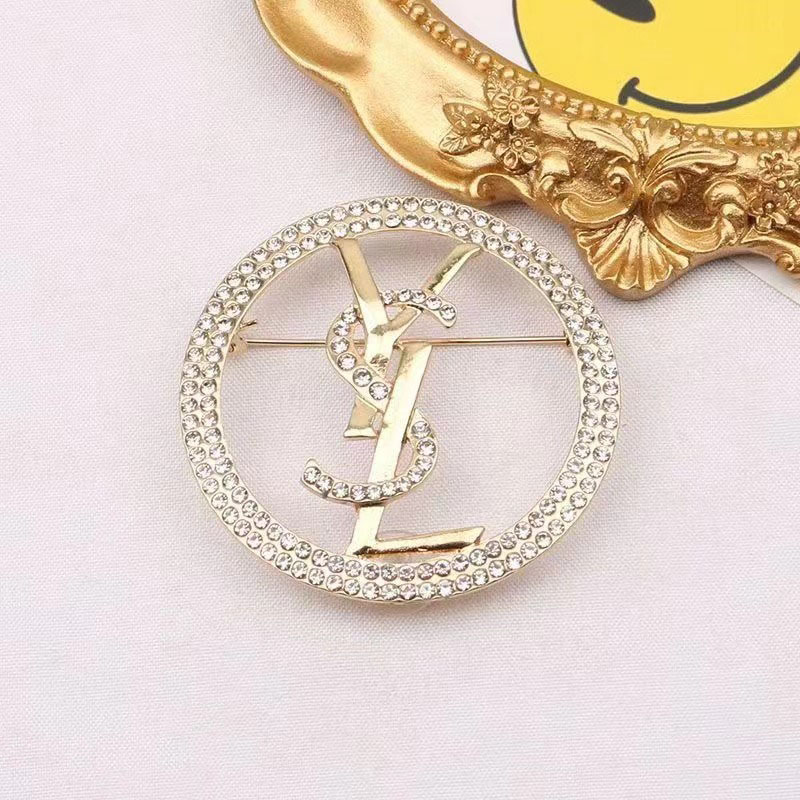 

Gold Fashion Simplicity Letter Geometric Hot Drill Brooch