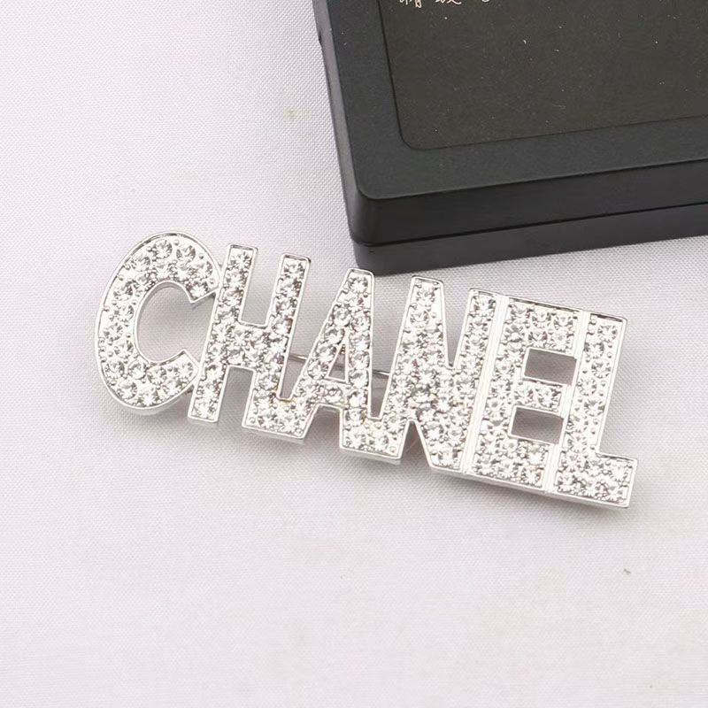 

White Fashion Simplicity Letter Hot Drill Brooch