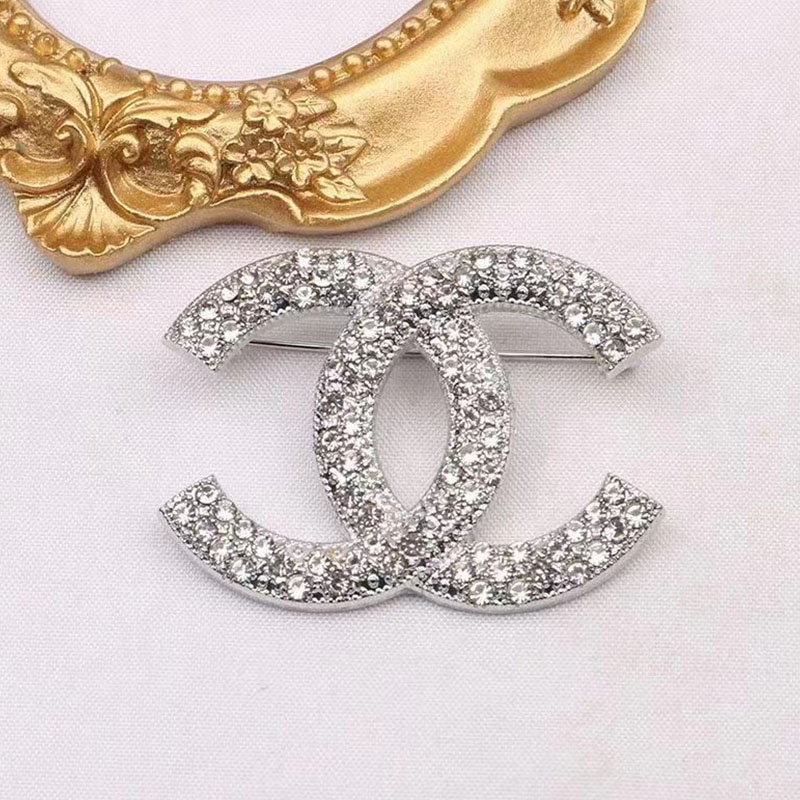 

White Fashion Elegant Letter Hot Drill Brooch