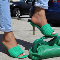 Grüne Art- und Weisebeiläufige Patchwork-Normallack-Quadrat-Tür-Schuhe