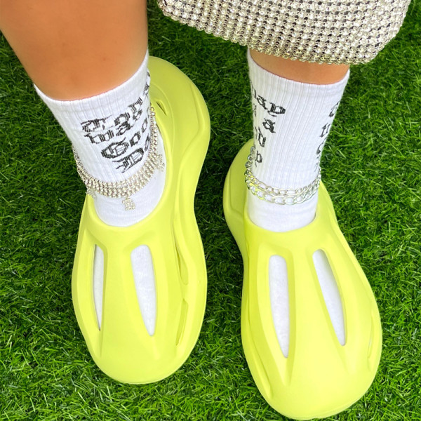 Fluorescerende gele mode casual uitgeholde effen kleur ronde comfortabele schoenen