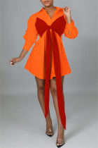 タンジェリンレッドファッションカジュアルソリッドメタルアクセサリーデコレーションボウターンダウンカラーシャツドレスドレス