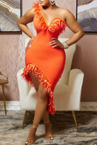 オレンジ色のファッションセクシーなソリッドパッチワーク背中の開いたワンショルダー不規則なドレス