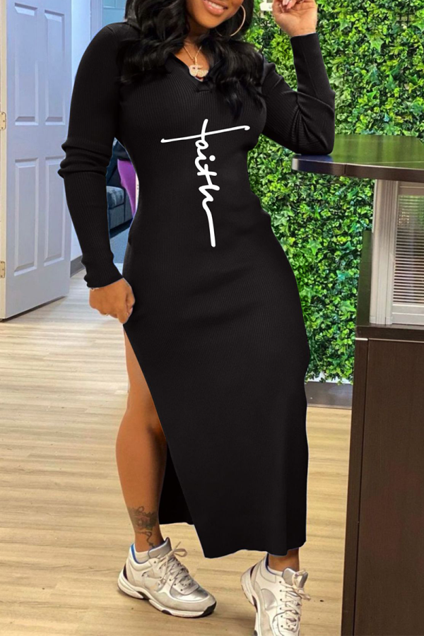 Vestidos de falda de lápiz con cuello con capucha y abertura alta con estampado de moda negro
